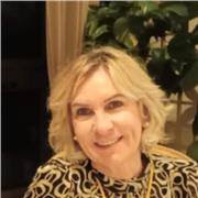 Insegnante inglese, con 13 anni di esperienza, offre lezioni private di inglese per adulti a Bologna o online.